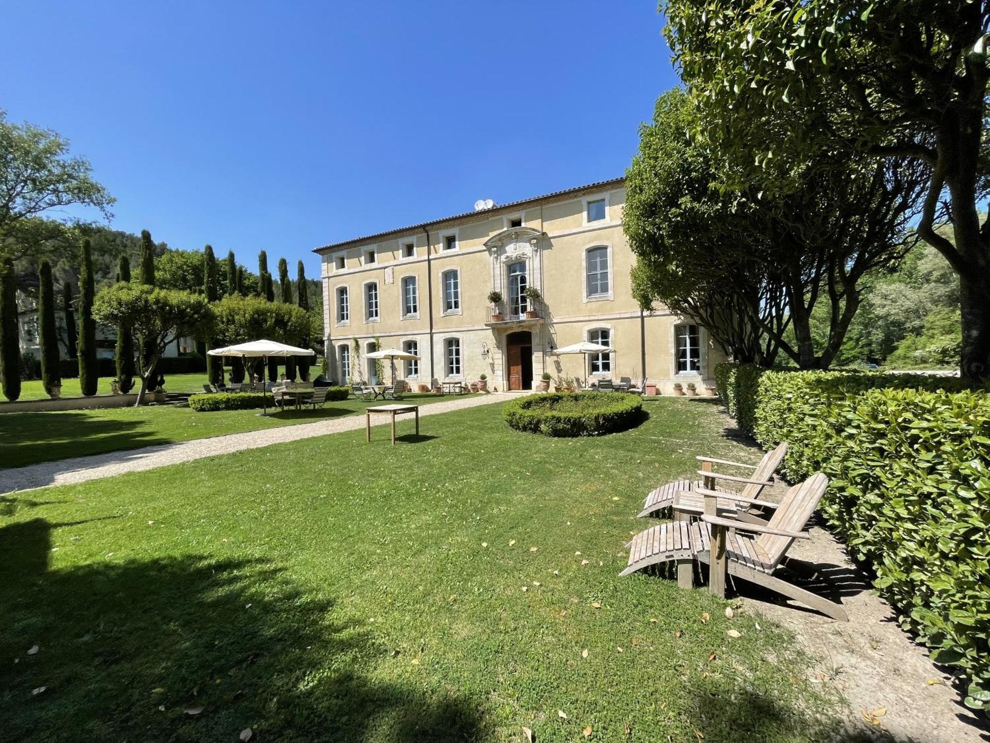 Loriol-du-Comtat Chateau Talaud מראה חיצוני תמונה