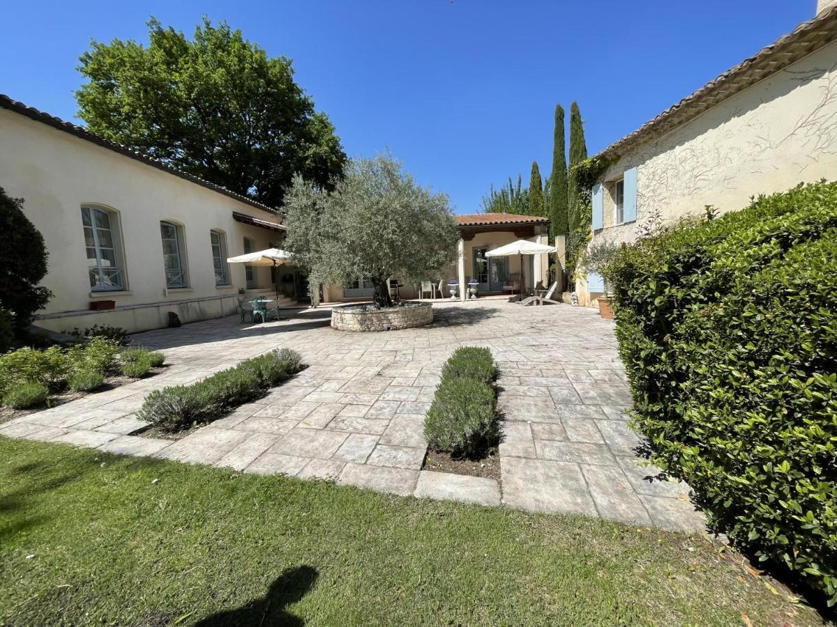 Loriol-du-Comtat Chateau Talaud מראה חיצוני תמונה